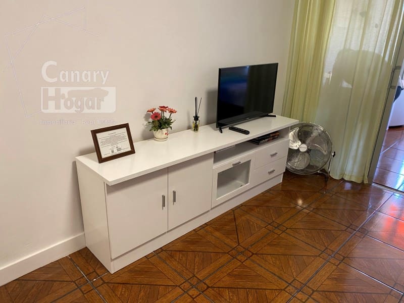 1 bedroom Apartment for sale in Los Cristianos - € 275,000 (Ref: 9936095)