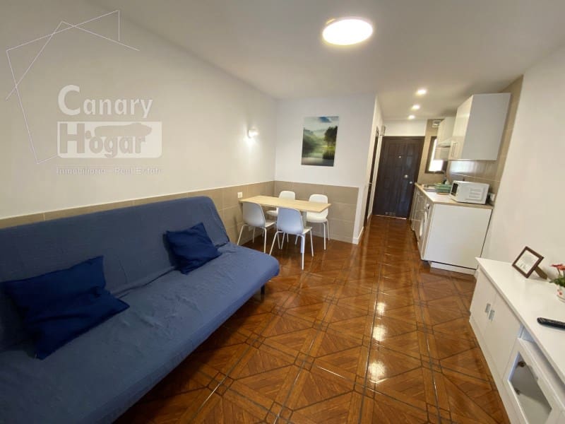 1 bedroom Apartment for sale in Los Cristianos - € 275,000 (Ref: 9936095)
