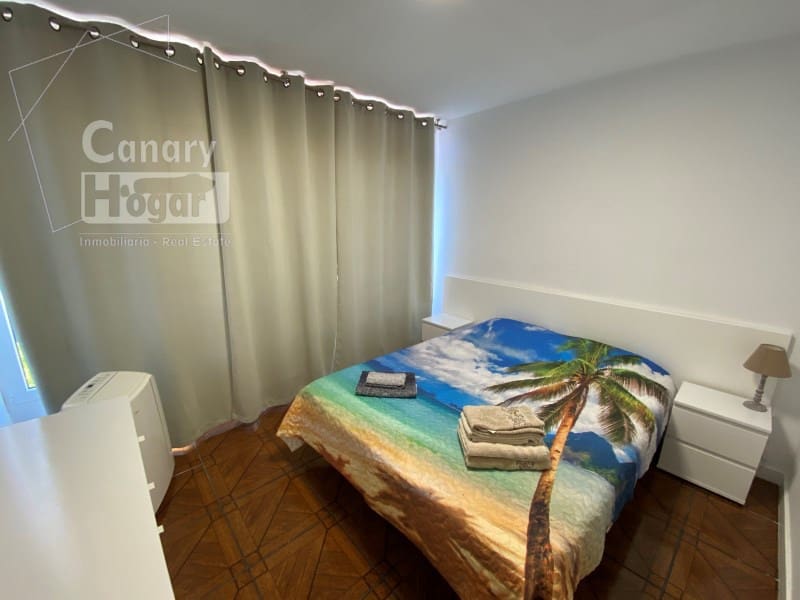 1 bedroom Apartment for sale in Los Cristianos - € 275,000 (Ref: 9936095)