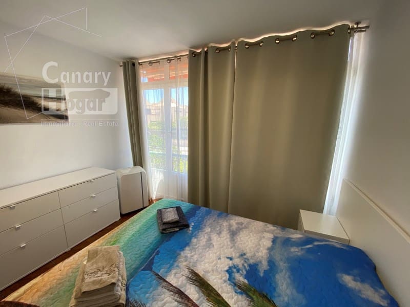 1 bedroom Apartment for sale in Los Cristianos - € 275,000 (Ref: 9936095)