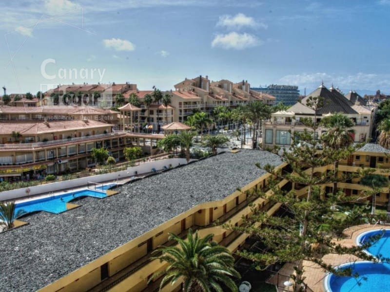 1 bedroom Apartment for sale in Los Cristianos - € 275,000 (Ref: 9936095)