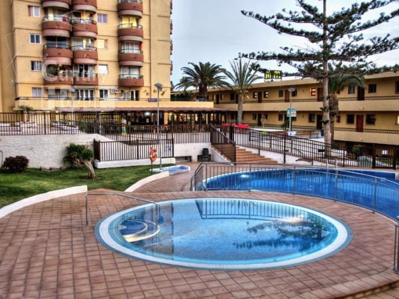 1 bedroom Apartment for sale in Los Cristianos - € 275,000 (Ref: 9936095)