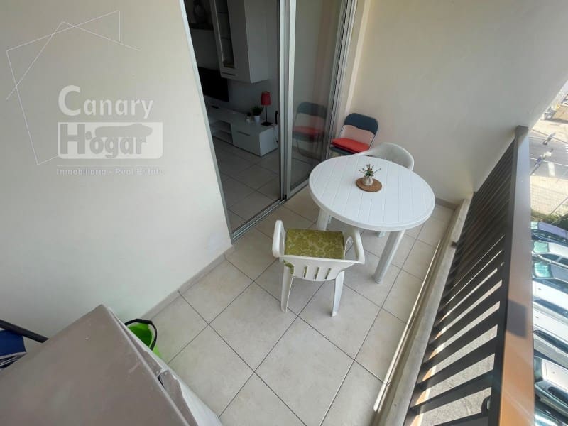 Estúdio para venda em Playa de las Americas - 275 000 € (Ref: 9936096)