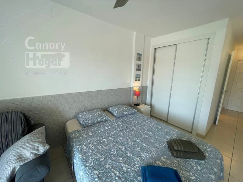 Estúdio para venda em Playa de las Americas - 275 000 € (Ref: 9936096)