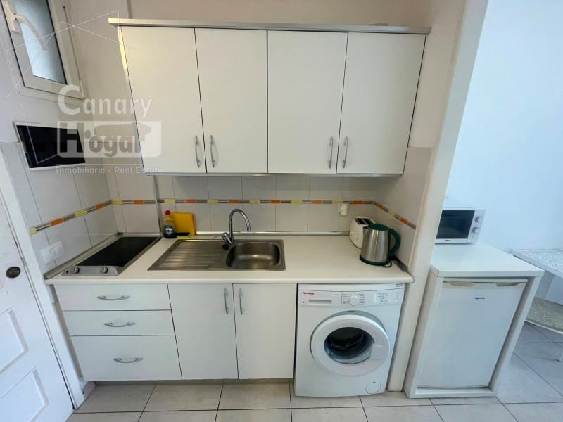 Estúdio para venda em Playa de las Americas - 275 000 € (Ref: 9936096)