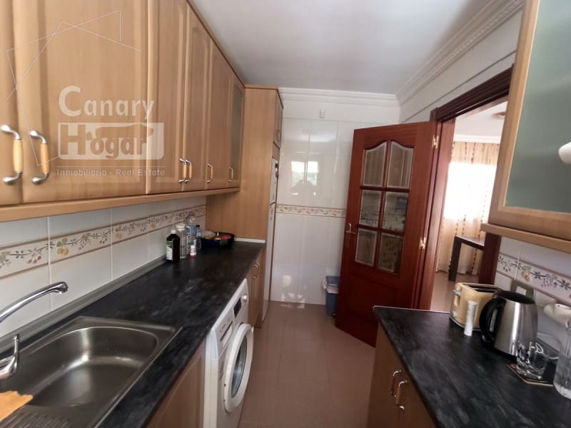 3 bedroom Townhouse for sale in Costa Adeje with garage - € 480,000 (Ref: 9937879)