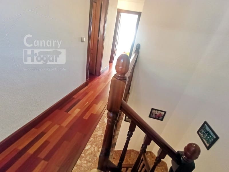 3 bedroom Townhouse for sale in Costa Adeje with garage - € 480,000 (Ref: 9937879)