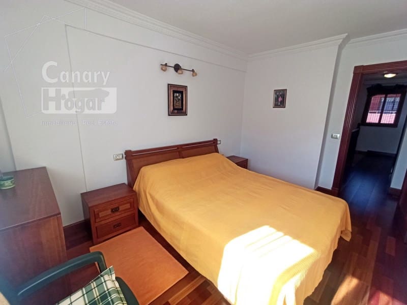 3 bedroom Townhouse for sale in Costa Adeje with garage - € 480,000 (Ref: 9937879)