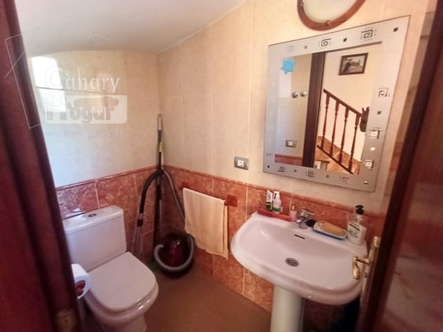 3 sypialnia Dom na sprzedaż w Playa de Fañabé Alto, Adeje z garażem - 480 000 € (Ref: 9937879)
