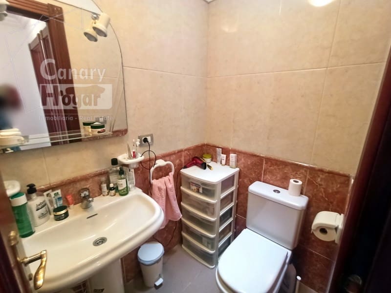 3 bedroom Townhouse for sale in Costa Adeje with garage - € 480,000 (Ref: 9937879)