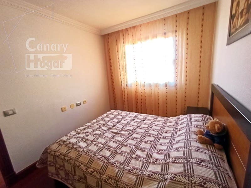 3 bedroom Townhouse for sale in Costa Adeje with garage - € 480,000 (Ref: 9937879)