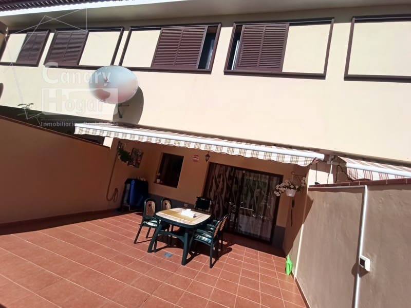 3 bedroom Townhouse for sale in Costa Adeje with garage - € 480,000 (Ref: 9937879)