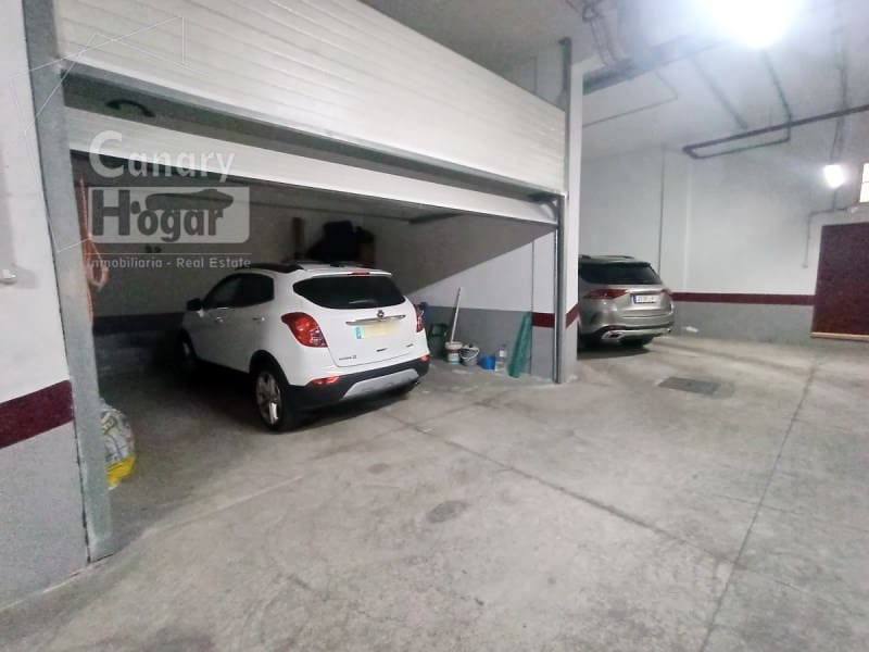 3 bedroom Townhouse for sale in Costa Adeje with garage - € 480,000 (Ref: 9937879)