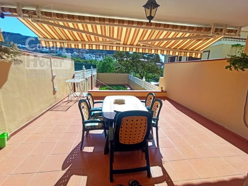3 bedroom Townhouse for sale in Costa Adeje with garage - € 480,000 (Ref: 9937879)