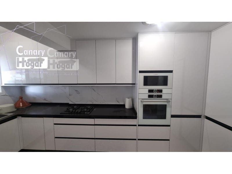 3 soverom Hus til salgs i Playa de las Americas med garasje - € 730 000 (Ref: 9937880)