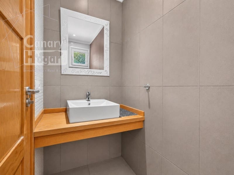 3 quarto Casa em Banda para venda em Puerto Santiago com garagem - 630 000 € (Ref: 9952354)