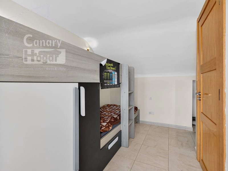 3 quarto Casa em Banda para venda em Puerto Santiago com garagem - 630 000 € (Ref: 9952354)