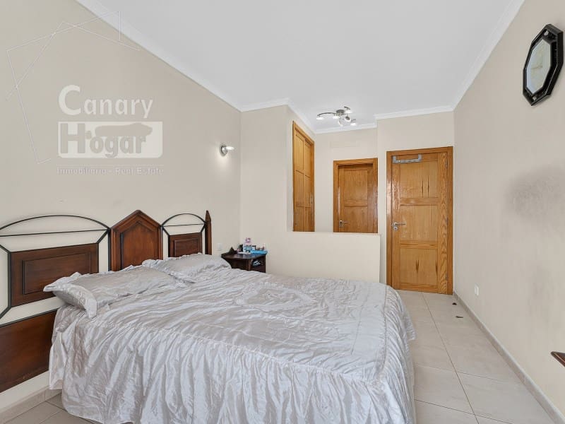 3 quarto Casa em Banda para venda em Puerto Santiago com garagem - 630 000 € (Ref: 9952354)