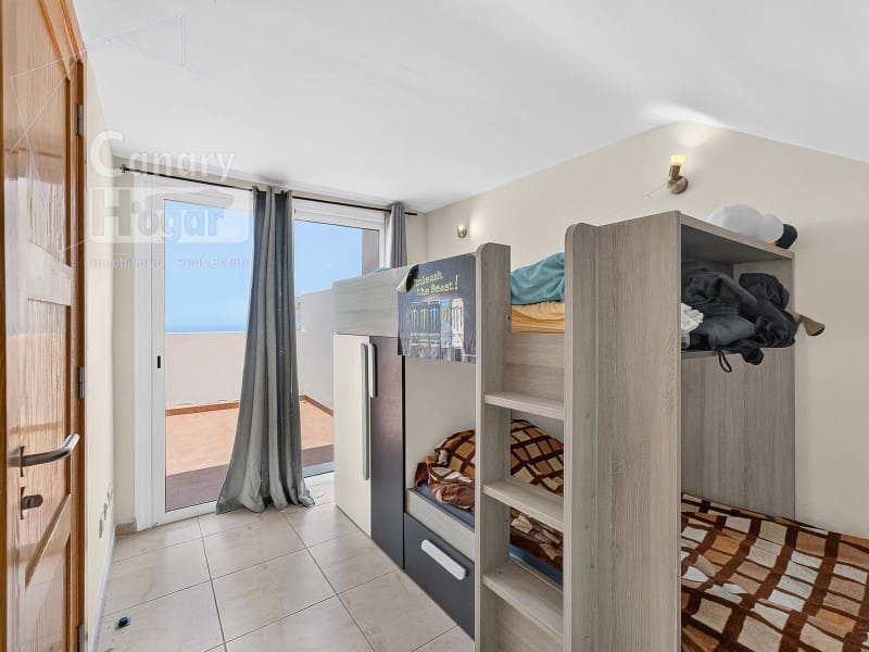 3 quarto Casa em Banda para venda em Puerto Santiago com garagem - 630 000 € (Ref: 9952354)