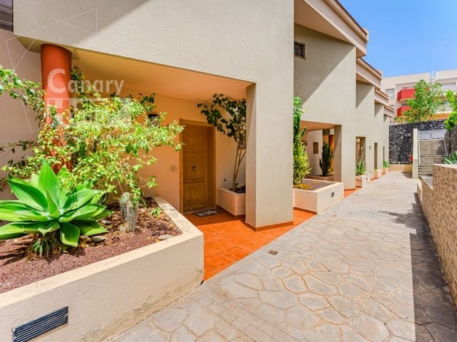 3 quarto Casa em Banda para venda em Puerto Santiago, Santiago del Teide com garagem - 630 000 € (Ref: 9952354)
