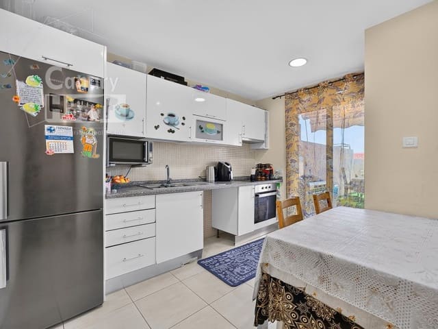 3 quarto Casa em Banda para venda em Puerto Santiago, Santiago del Teide com garagem - 630 000 € (Ref: 9952354)