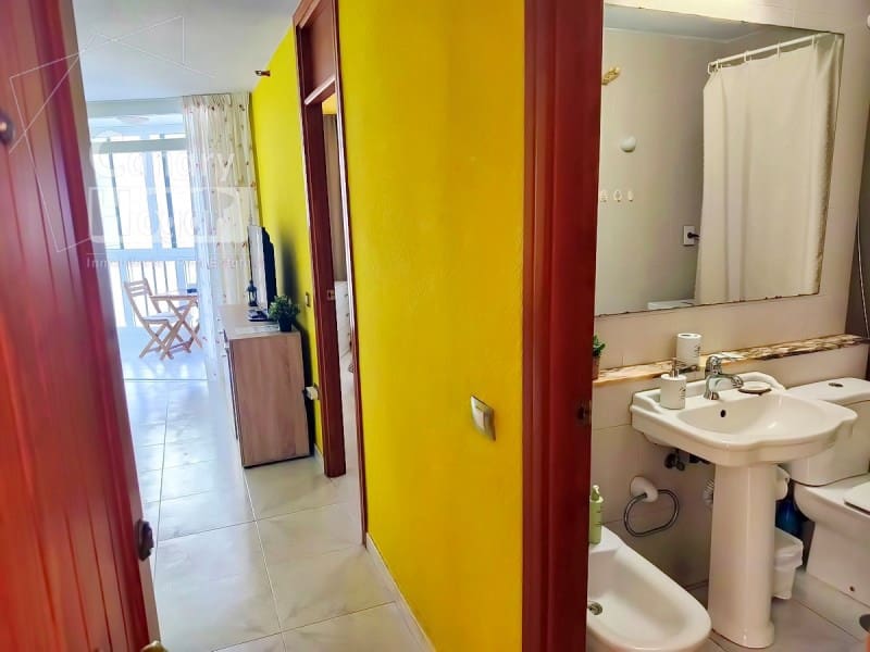 1 soveværelse Lejlighed til salg i Playa de las Americas med garage - € 263.000 (Ref: 9975047)