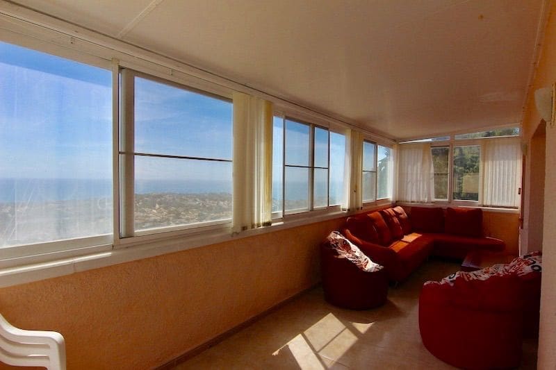 Chalet de 4 habitaciones en Moraira en alquiler con piscina garaje - 2.900 € (Ref: 10008287)