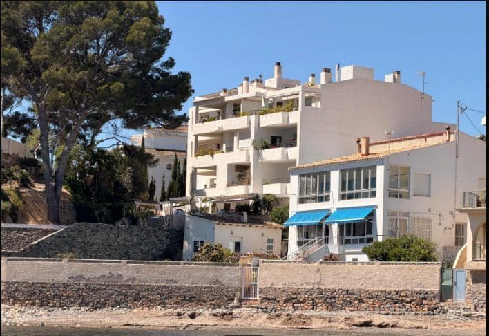 4 soveværelse Byhus til salg i Altea med swimmingpool garage - € 1.059.000 (Ref: 10099635)