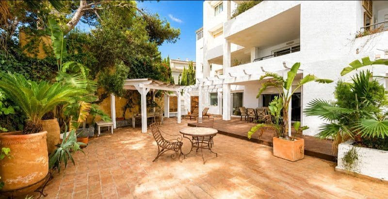 4 soveværelse Byhus til salg i Altea med swimmingpool garage - € 1.059.000 (Ref: 10099635)