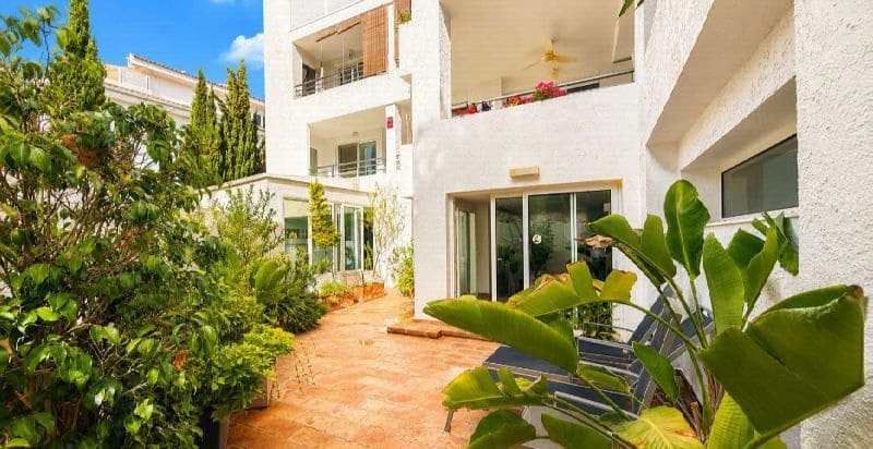 4 soveværelse Byhus til salg i Altea med swimmingpool garage - € 1.059.000 (Ref: 10099635)