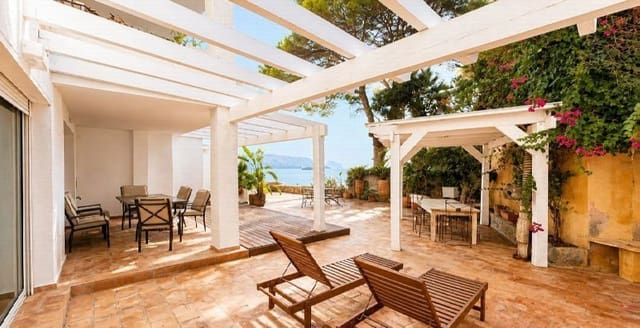 4 soveværelse Byhus til salg i Altea med swimmingpool garage - € 1.059.000 (Ref: 10099635)
