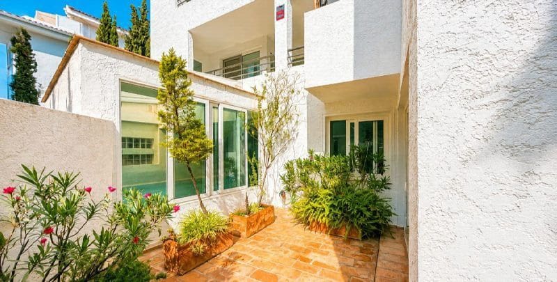 4 soveværelse Byhus til salg i Altea med swimmingpool garage - € 1.059.000 (Ref: 10099635)