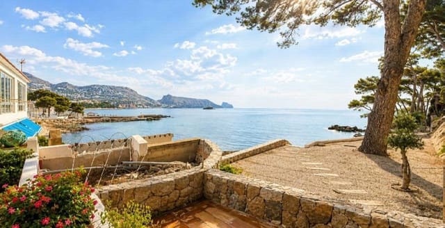 4 soveværelse Byhus til salg i Altea med swimmingpool garage - € 1.059.000 (Ref: 10099635)
