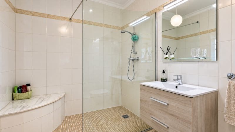 5 sypialnia Dom blizniak na sprzedaż w Adsubia z basenem garażem - 995 000 € (Ref: 10179864)
