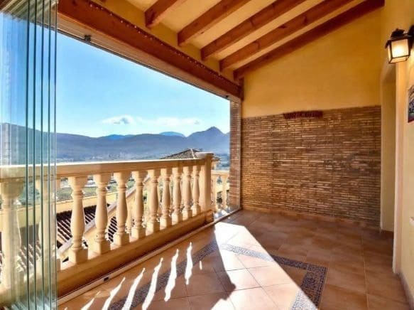 Casa de 3 habitaciones en Jalón / Xaló en venta con piscina garaje - 252.000 € (Ref: 10179865)