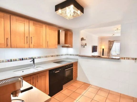 Casa de 3 habitaciones en Jalón / Xaló en venta con piscina garaje - 252.000 € (Ref: 10179865)