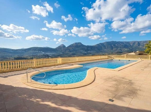 Casa de 3 habitaciones en Jalón / Xaló en venta con piscina garaje - 252.000 € (Ref: 10179865)