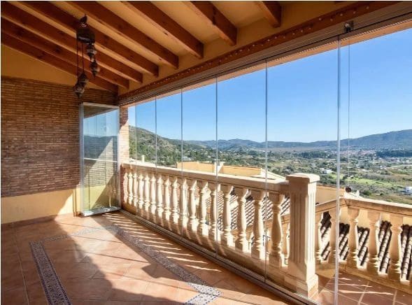 Casa de 3 habitaciones en Jalón / Xaló en venta con piscina garaje - 252.000 € (Ref: 10179865)
