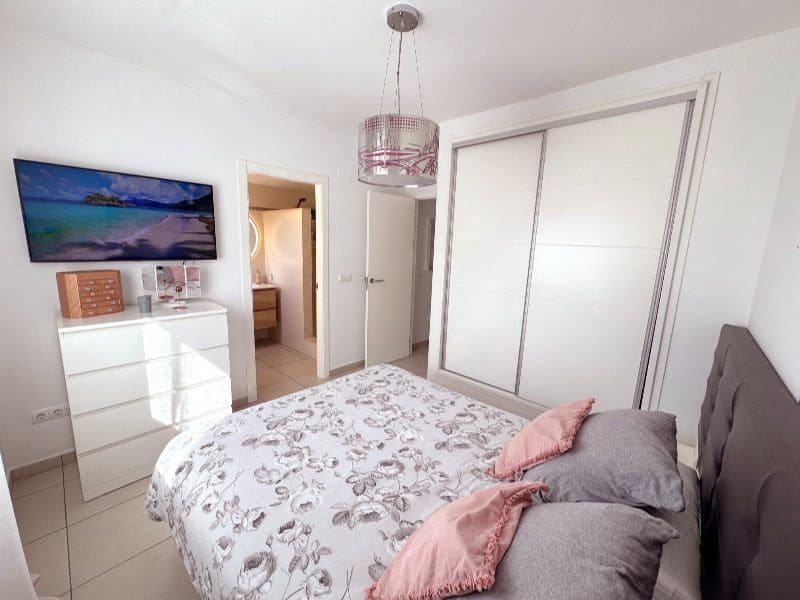 3 soverom Kjedet enebolig til salgs i Calpe / Calp med svømmebasseng garasje - € 320 000 (Ref: 10184146)