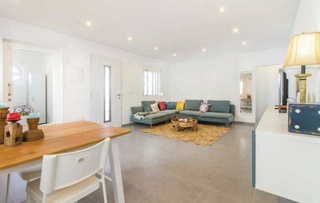 4 soveværelse Villa til salg i Las Marinas / Les Marines, Dénia med swimmingpool garage - € 630.000 (Ref: 5342040)