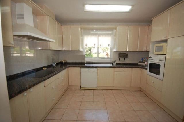 4 bedroom Villa for sale in Javea / Xàbia with pool garage - € 850,000 (Ref: 5556919)