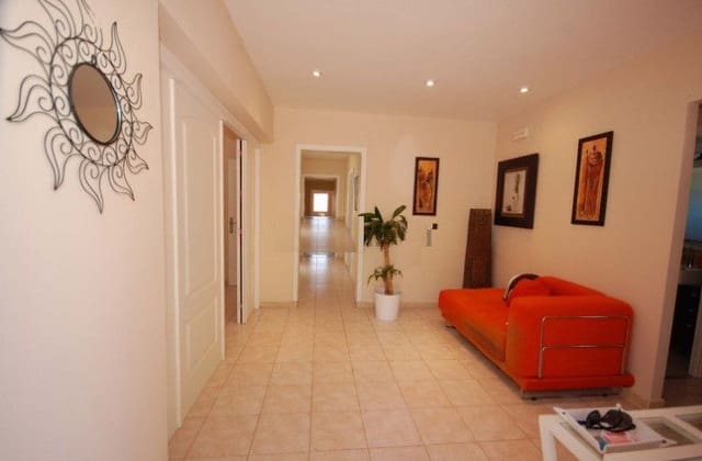 4 bedroom Villa for sale in Javea / Xàbia with pool garage - € 850,000 (Ref: 5556919)