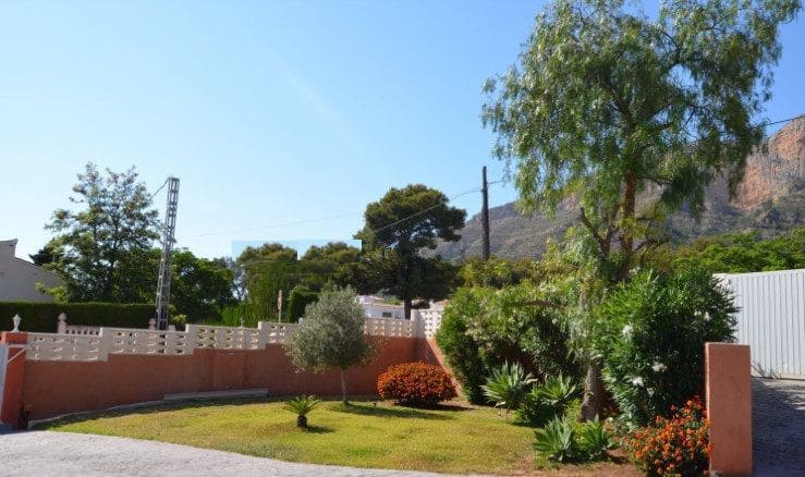 Chalet de 4 habitaciones en Javea / Xàbia en venta con piscina garaje - 850.000 € (Ref: 5556919)