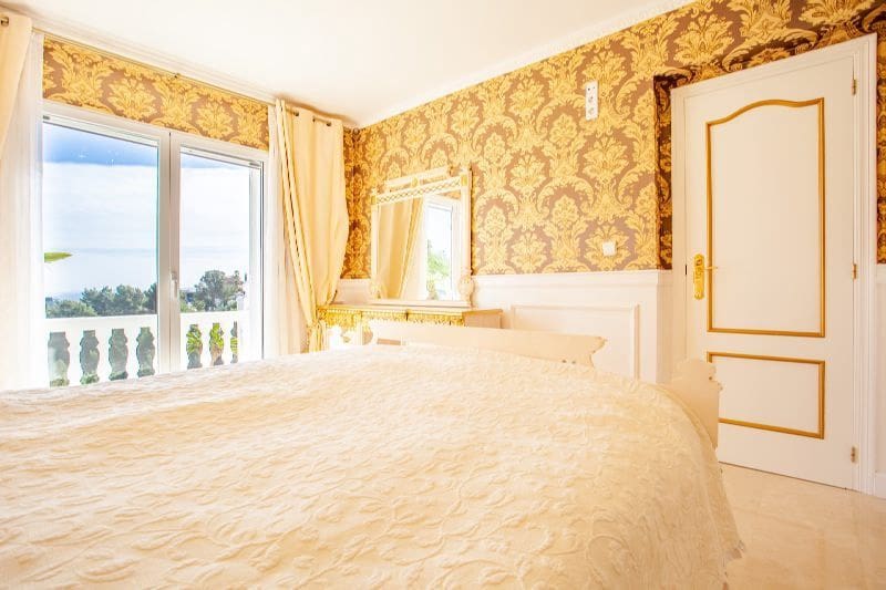 6 soverom Villa til salgs i La Sella med svømmebasseng garasje - € 1 450 000 (Ref: 6103044)