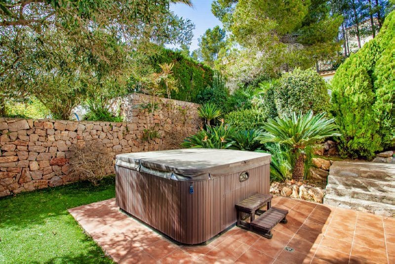 6 soverom Villa til salgs i La Sella med svømmebasseng garasje - € 1 450 000 (Ref: 6103044)