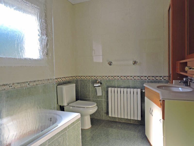 5 bedroom Villa for sale in Denia with pool garage - € 690,000 (Ref: 6368902)