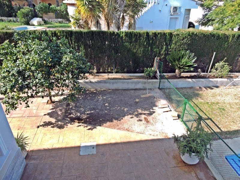 5 bedroom Villa for sale in Denia with pool garage - € 690,000 (Ref: 6368902)