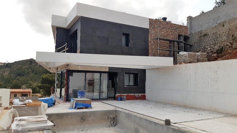 3 soveværelse Villa til salg i Denia med swimmingpool garage - € 1.300.000 (Ref: 6588636)