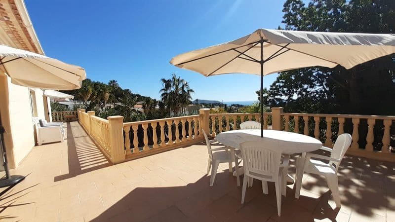 6 sypialnia Willa na sprzedaż w Moraira z basenem garażem - 1 100 000 € (Ref: 6753777)