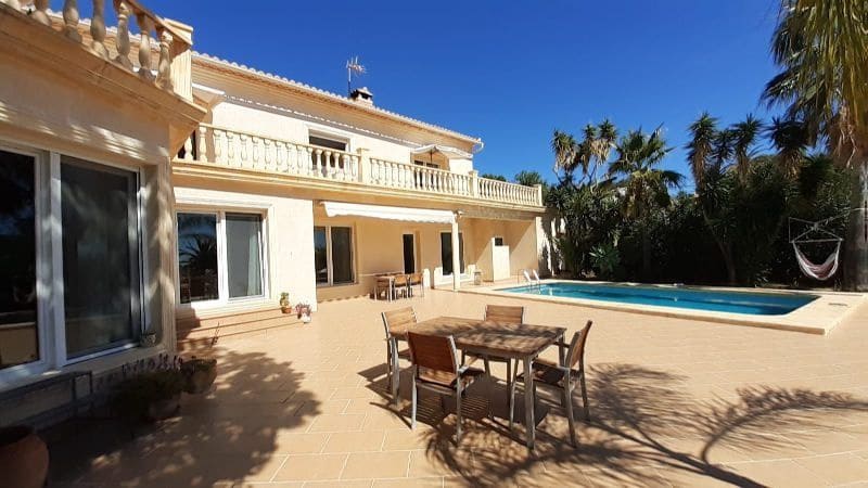 6 sypialnia Willa na sprzedaż w Moraira z basenem garażem - 1 100 000 € (Ref: 6753777)